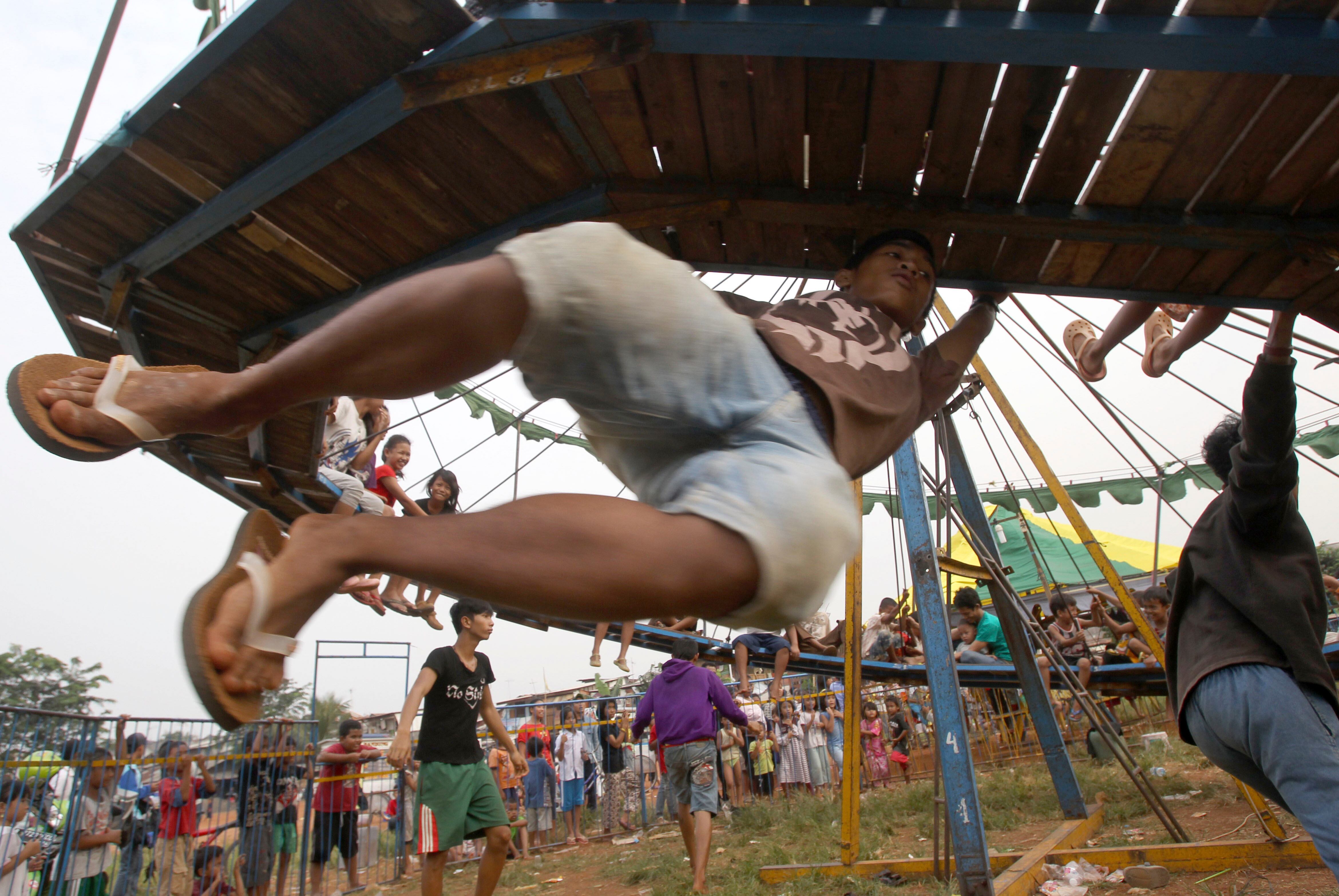 crianças Indonésia
