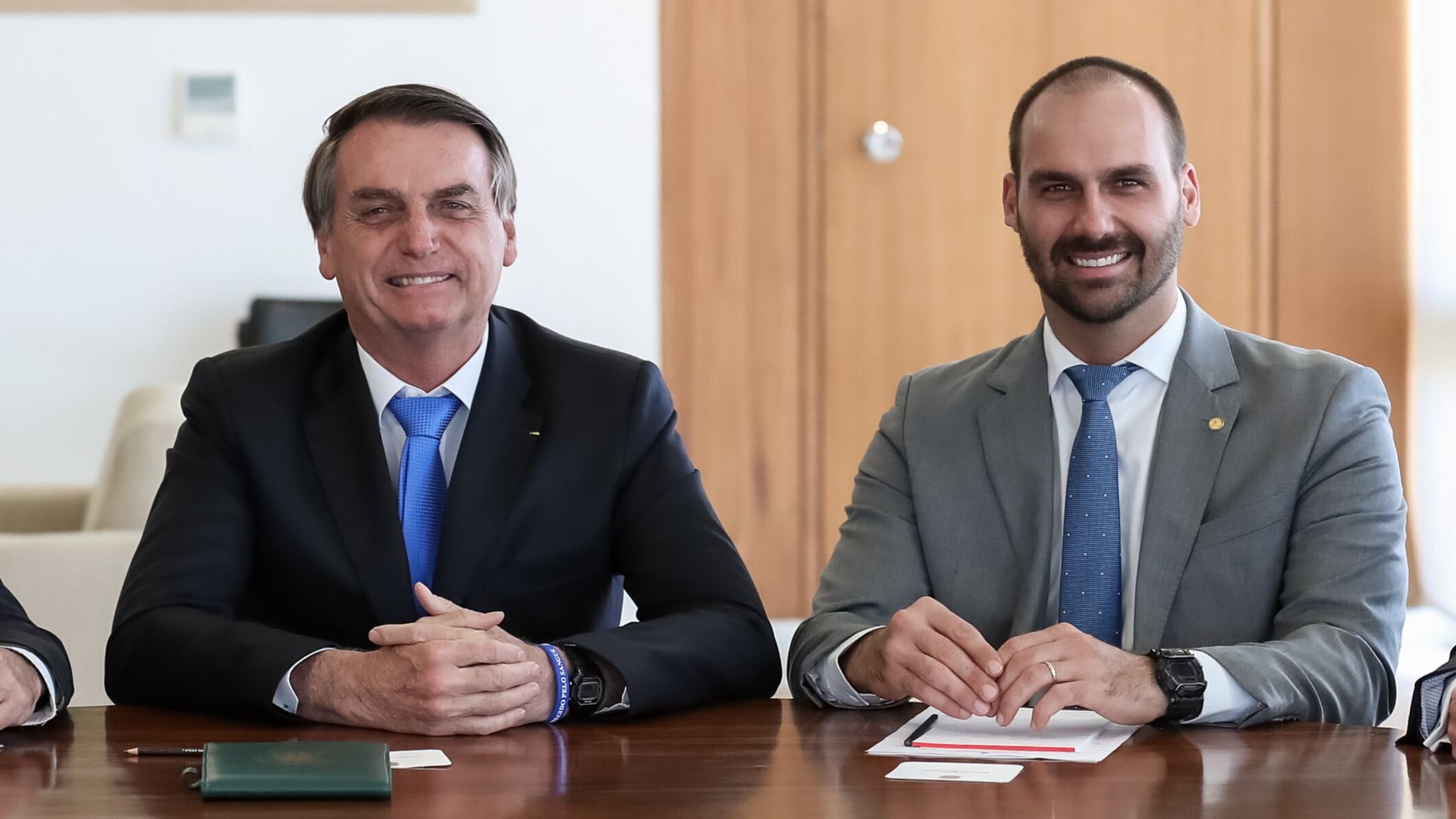 Jair Bolsonaro e Eduardo Bolsonaro