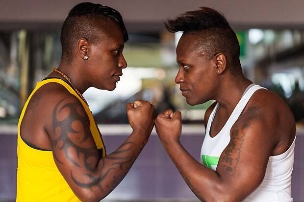 Nesta
quarta-feira (17), Pepê e Neném chegaram de surpresa à Fazenda! As gêmeas, agora, são peoas e fazem parte do time da
sétima edição do programa. Conhecidas por suas polêmicas, elas vão dar o que
falar no reality  

Reportagem: Rodrigo Teixeira, do R7