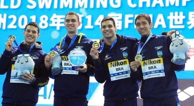 Equipe brasileira campeão no Mundial de Piscina Curta, na China