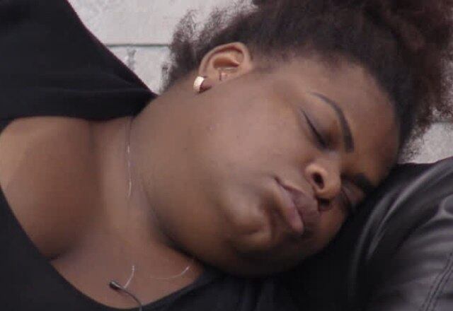 Outro momento cômico da peoa aconteceu enquanto a zootecnista do programa explicava o trato com os animais. Jojo e outos peões cochilaram durante alguns "momentos da aula"