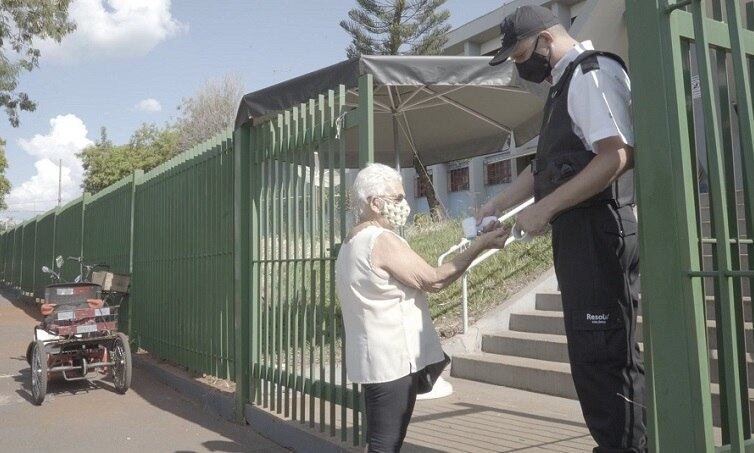 Município teve quase 98% de sua população vacinada contra a Covid-19