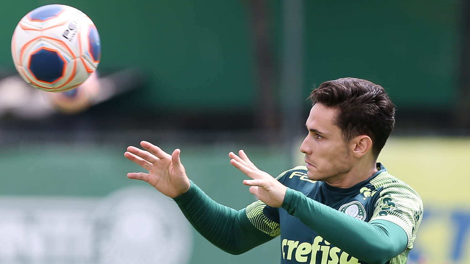 Camisa 23: Atual titular, Raphael Veiga pode fazer na quarta o seu oitavo jogo de Libertadores