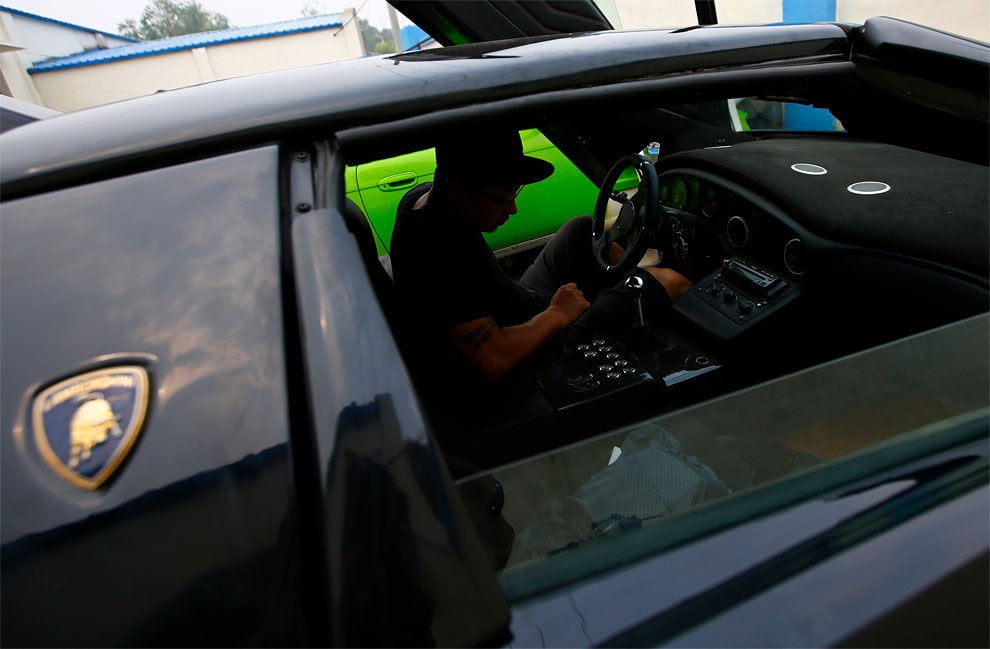 Até o momento, Wang e Li não informaram se pretendem vender as duas réplicas do Diablo