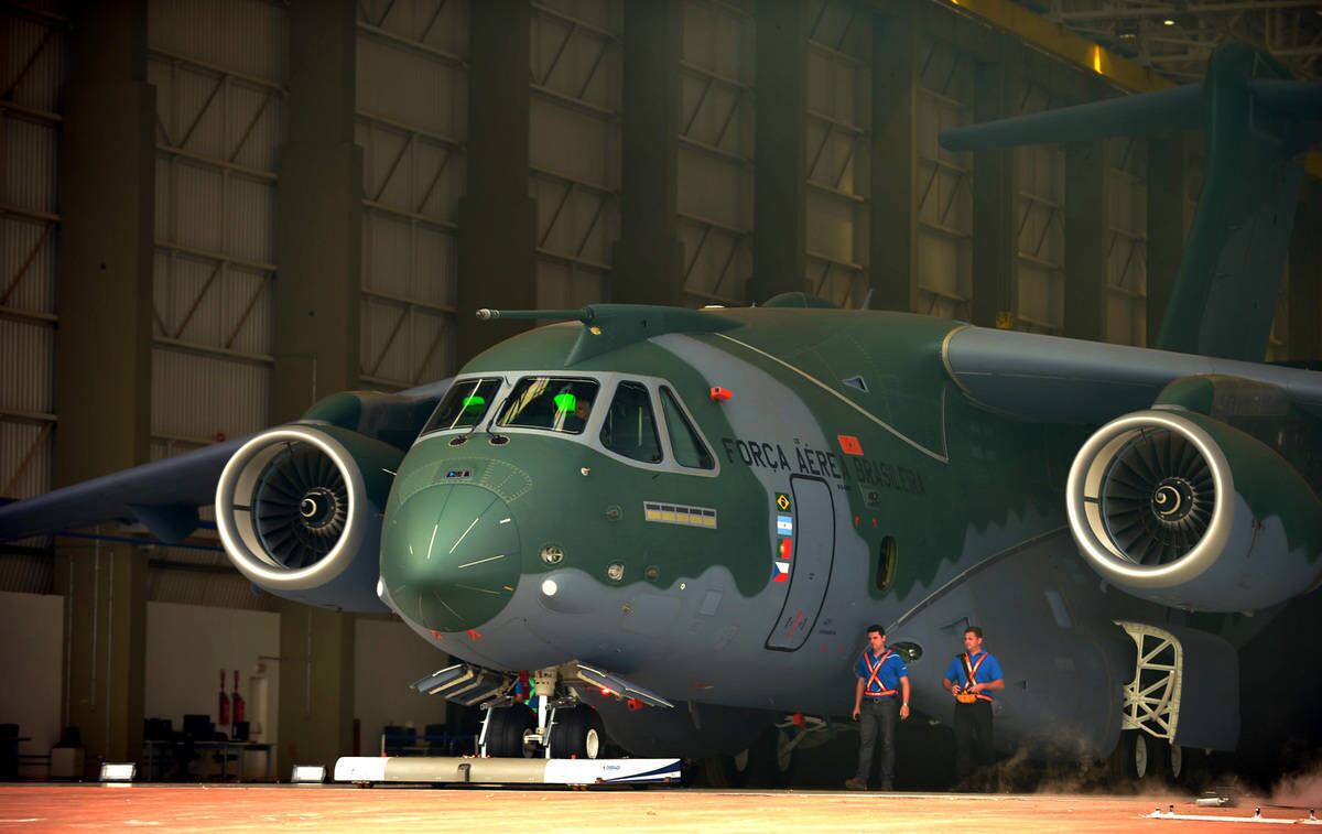 Avião cargueiro Embraer KC-390 KC 390 KC390