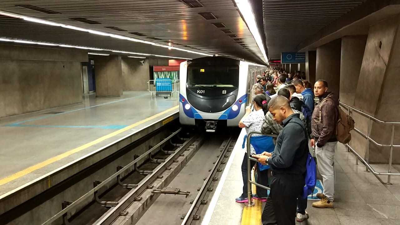 Metrô e CPTM vão circular uma hora a mais