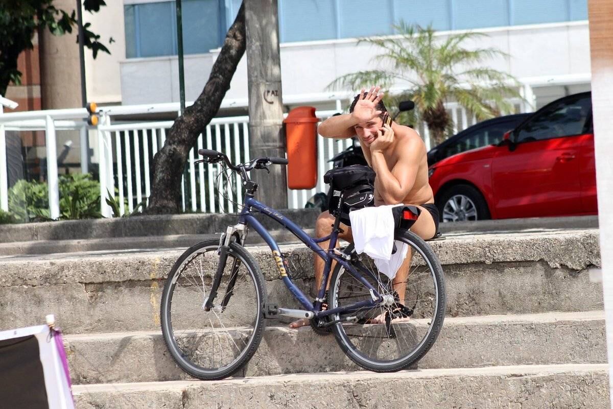 Para contracenar atualmente em Império, percebesse que Paulo fez aulas para perder o sotaque original