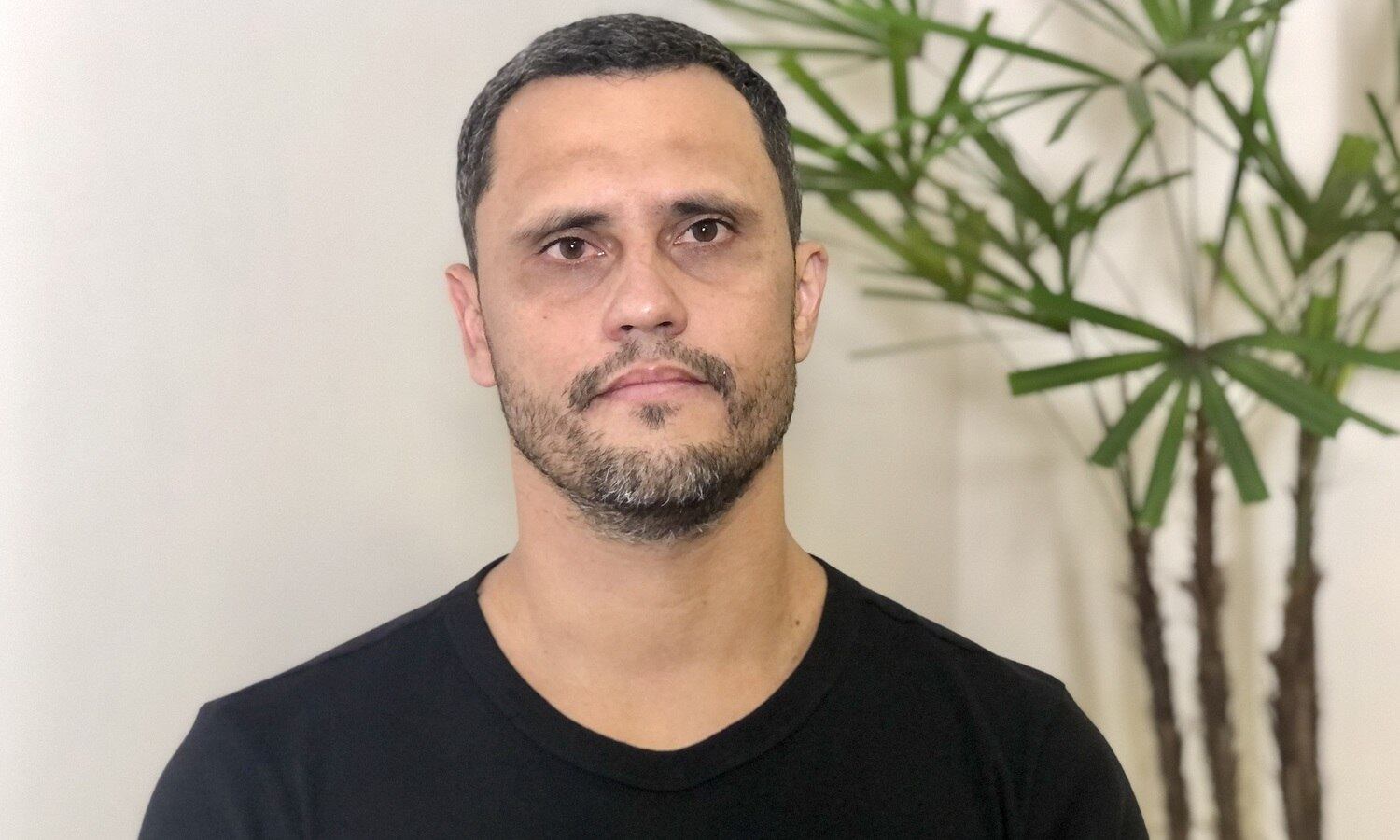 O prefeito Gleidson Azevedo detalha projetos para a cidade