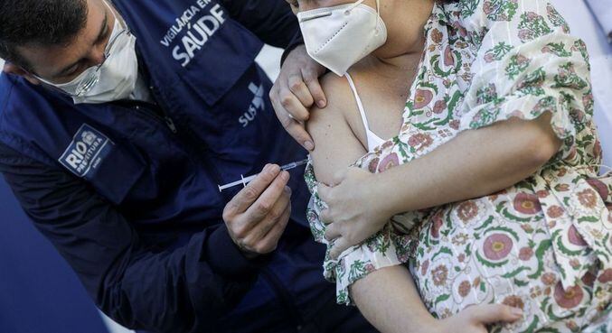 Brasil bate recorde diário de vacinas aplicadas com 2,5 milhões de doses