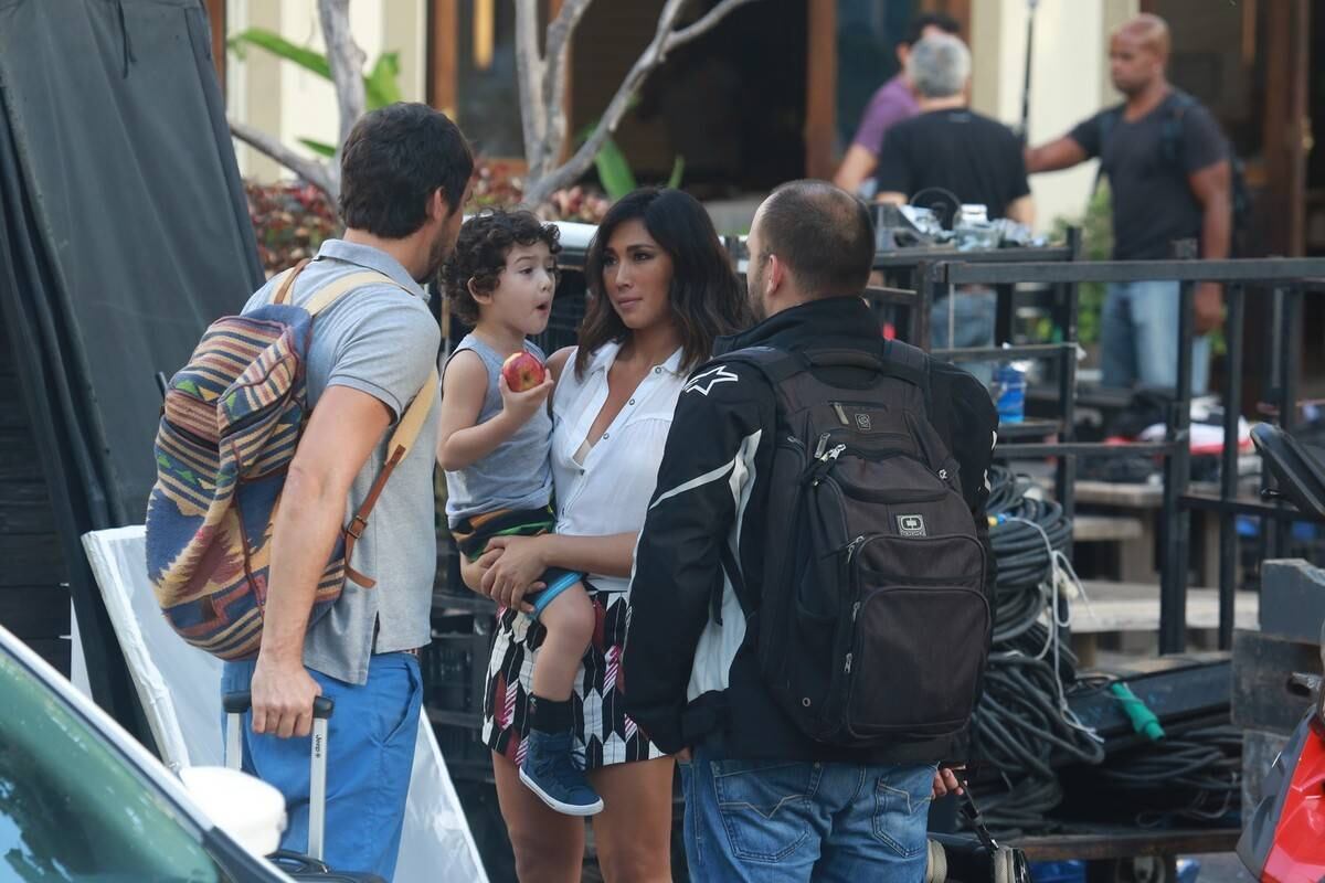 Daniele Suzuki leva filho para set de gravação de programa de TV e deixa  sutiã à mostra – R7 Entretenimento, image size:1200x800