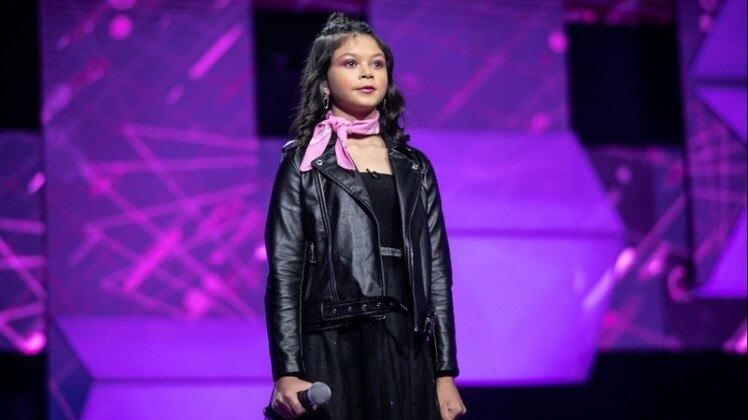 Nina escolheu o clássico e fez uma viagem no tempo ao som de Summer Nights, de Grease. Ela levantou 99 jurados e por pouco não foi direto para a final!