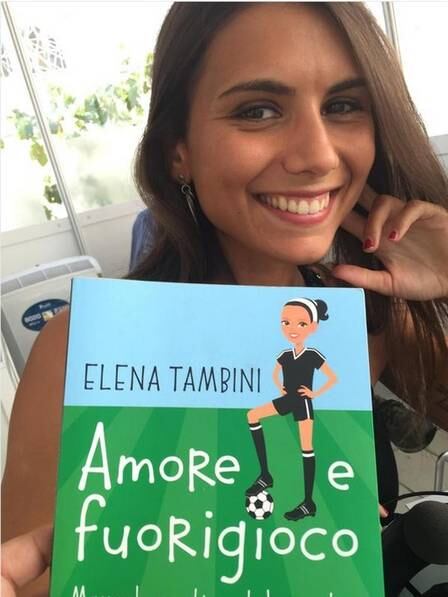 Seu grande desejo de atuar em uma partida da primeira divisão masculina do seu pais, no entanto, foi adiado temporariamente. Lembrando que, além de juíza, Elena também trabalha como modelo. A bela também lançou um livro recentemente, inspirado em um romance que envolve futebol, chamado “Amore e furiogioco”