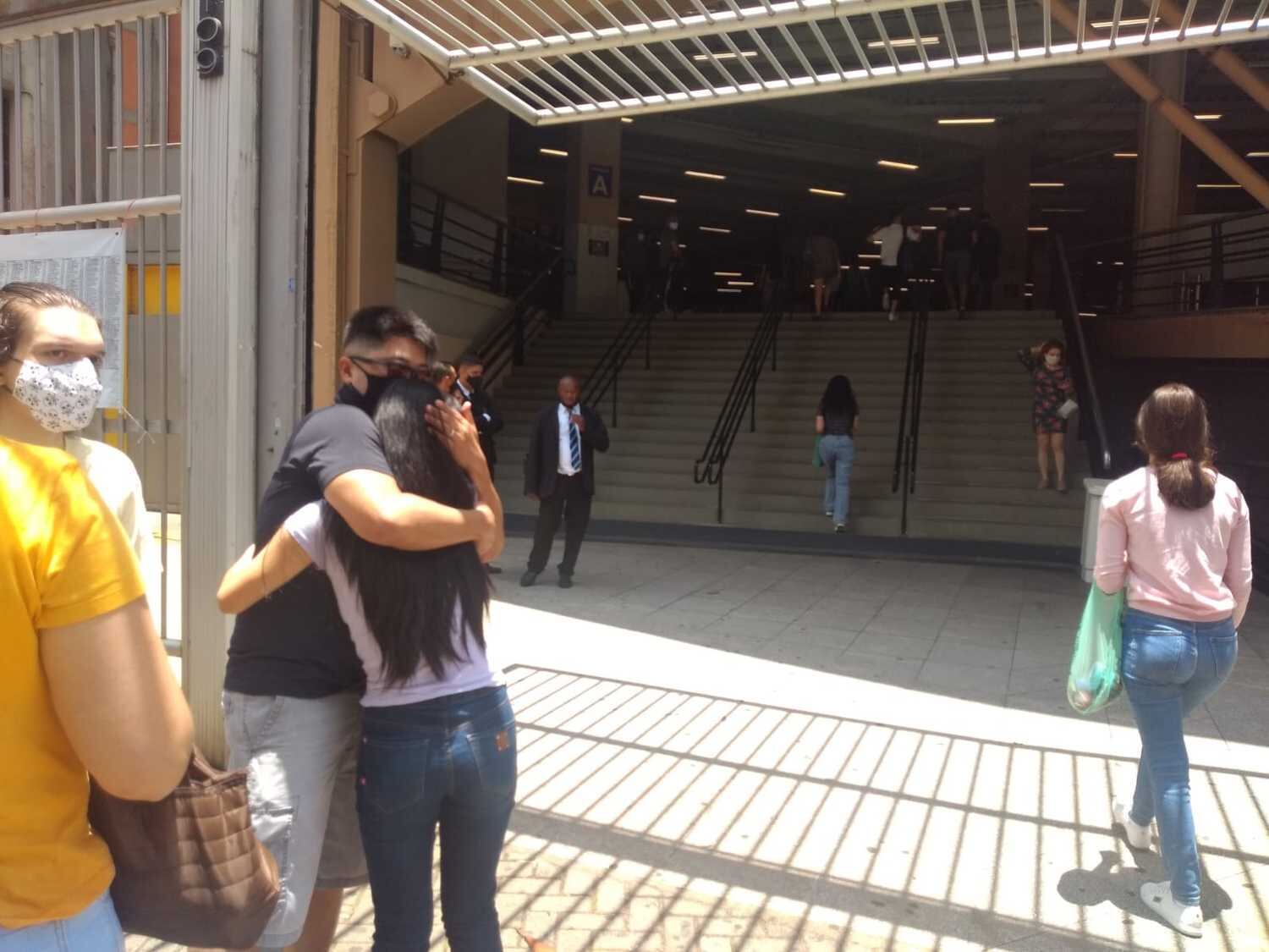 Candidatos participam do segundo dia de prova do vestibular da Fuvest