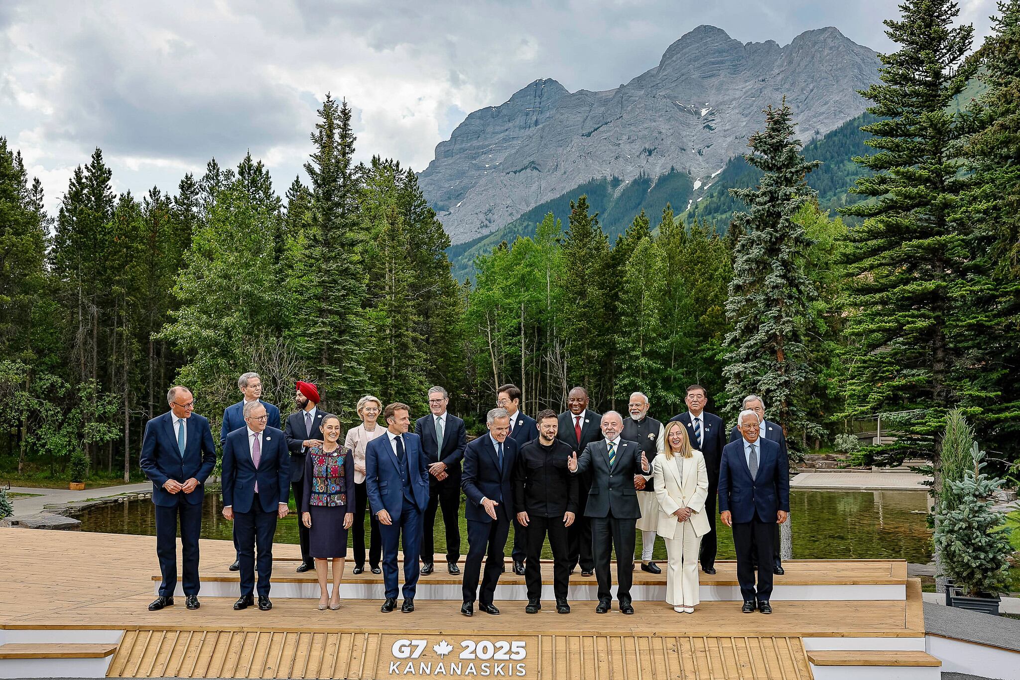 Lula participou de 'foto de família' da cúpula do G7