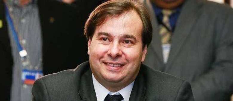 Rodrigo Maia é o convidado do JR Entrevista desta quinta (25)