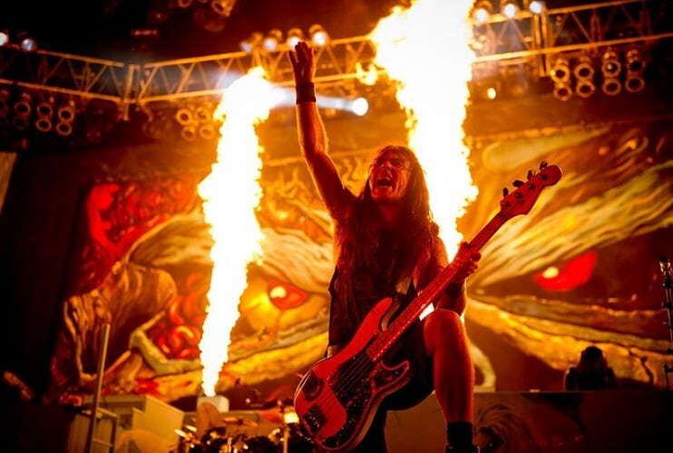 O baixista Steve Harris decidiu criar sua própria banda após ter suas composições musicais negadas enquanto estava em outros grupos. A escolha pelo nome