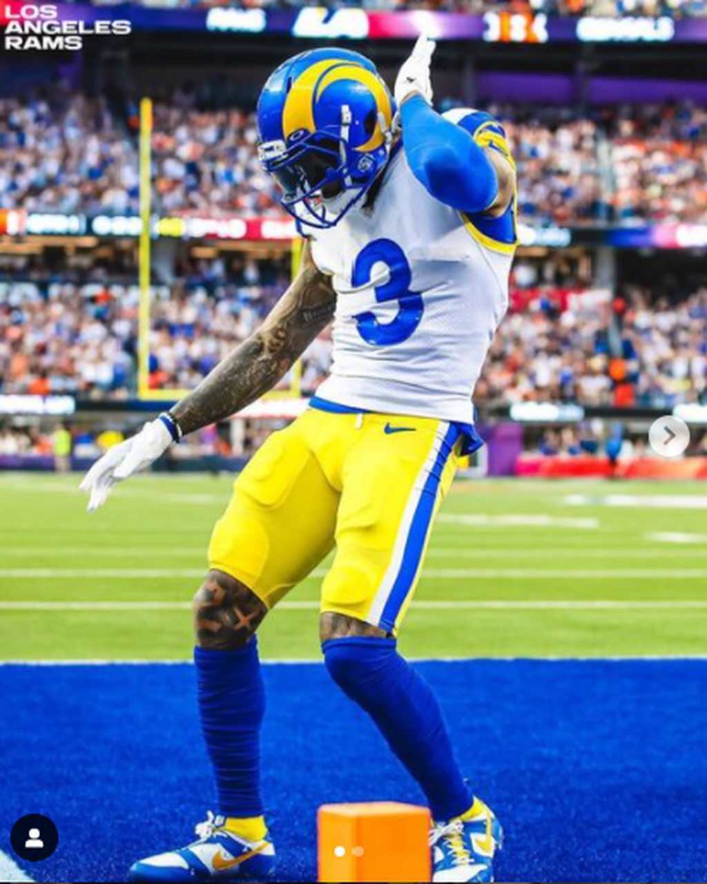 O embate foi no SoFi Stadium em Inglewood, na Califórnia, estádio dos Rams, que se sagraram campeões da NFL de 2021. As parciais foram de 7-3; 6-7; 3-10 e 7-0 ( com os Rams sempre no primeiro número).