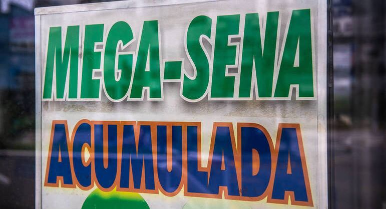 Mega-Sena voltou a acumular e pagará valor alto na próxima quarta-feira (19)