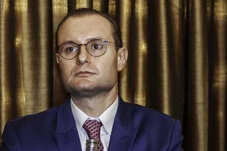 Cristiano Zanin Martins em coletiva após depoimento de Lula