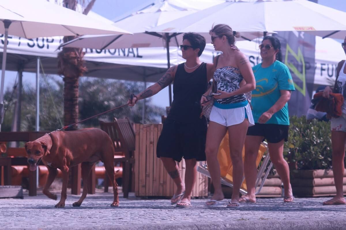Thammy Miranda e Antonia Fontenelle apareceram passeando juntinhas neste domingo (13), na Barra da Tijuca, Rio de Janeiro 