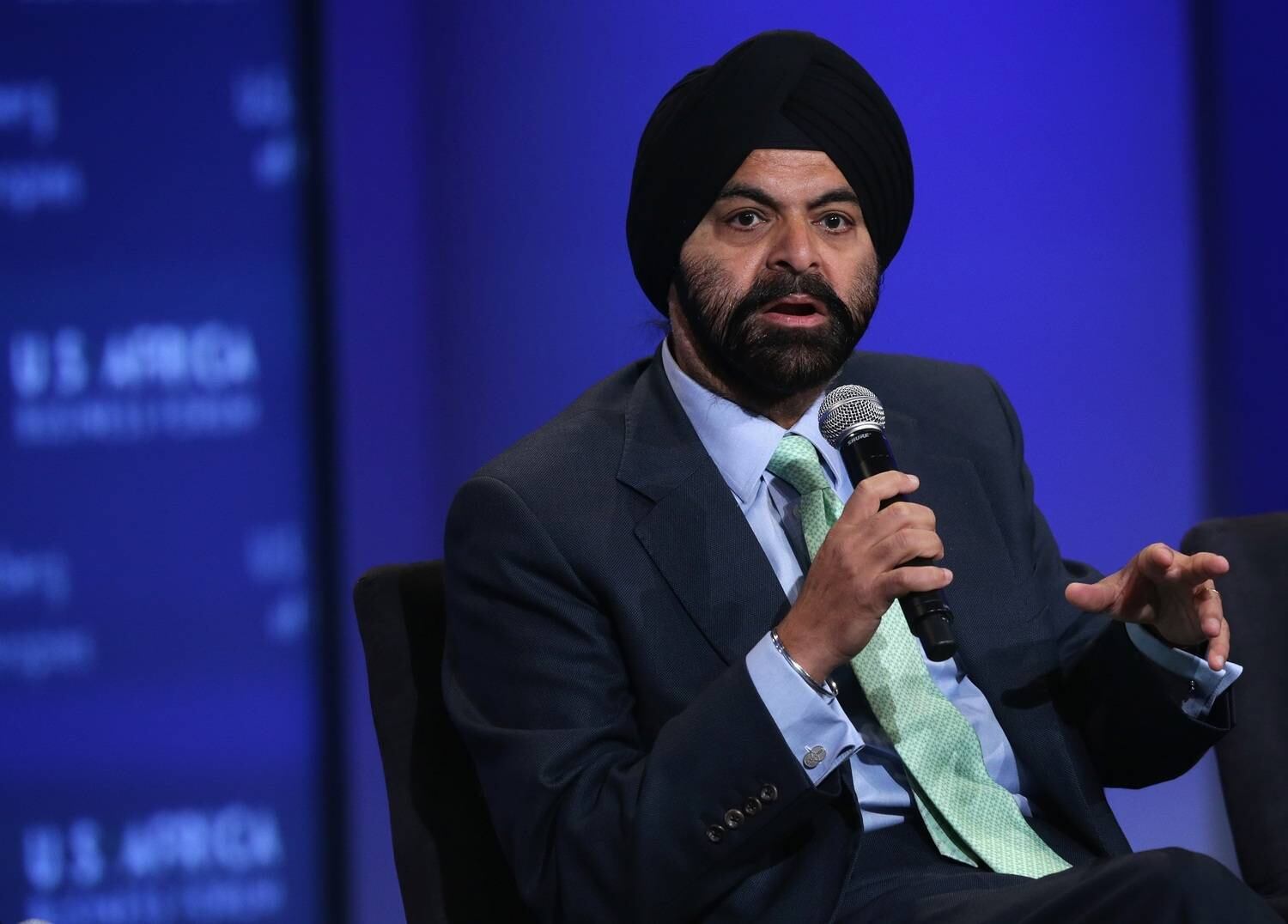 Ajay Banga, presidente e CEO da MasterCard, recebeu US$ 6,2 milhões (R$ 23 milhões) de salários e bônus no ano passado. O executivo ainda possui participação acionária de US$ 12,5 milhões (R$ 47 milhões) na corporação