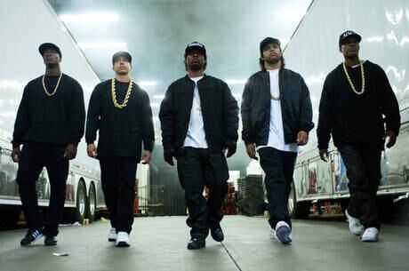 Cena do filme Straight Outta Compton