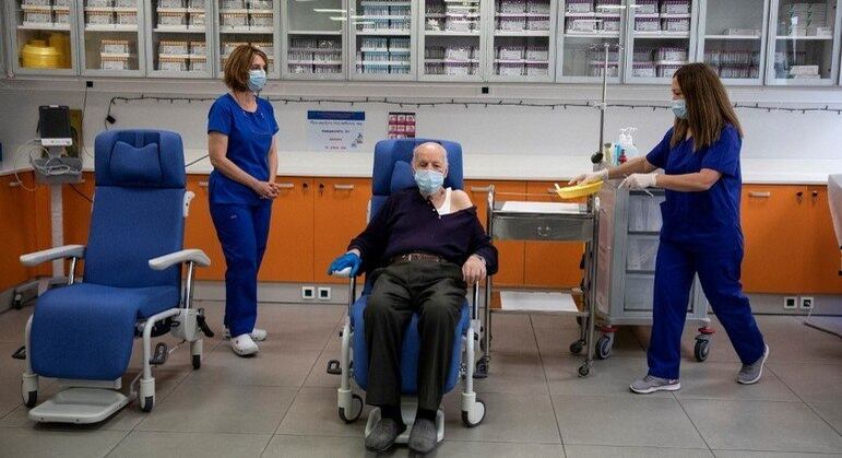 Vacinação obrigatória dos profissionais da saúde ocorre por conta da propagação da variante Delta