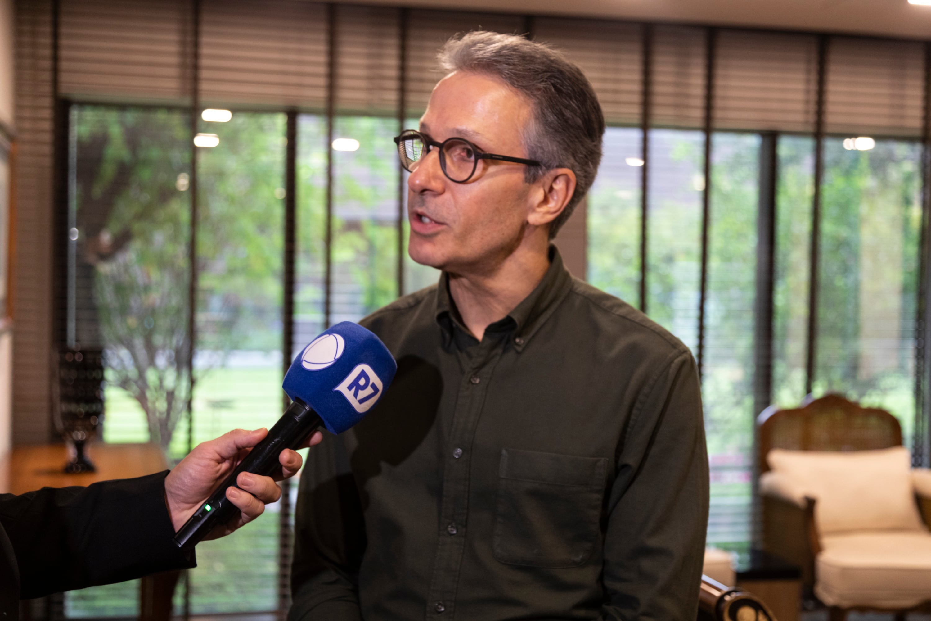 Romeu Zema visitou a sede da RECORD em São Paulo