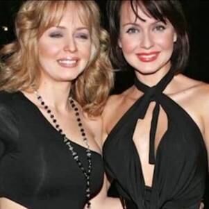 Daniela (esq.) é irmã gêmea de Gabriela (dir.)