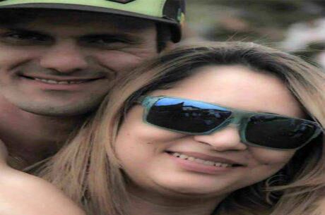 Sandra Pompermayer de Araújo, de 38 anos, e Jardem Alves Madeira, de 35, foram encontrados mortos em Sabará, na região metropolitana de Belo Horizonte, no dia 8 de janeiro também deste ano. Os corpos foram achados cerca de 100 m da rodovia MGT-262. O casal estava desaparecido desde o dia 29 de dezembro de 2013 e, como os cadáveres já estavam em avançado estado de decomposição, ainda não foi possível descobrir a causa da morte. No entanto, a polícia informou que, provavelmente, Sandra e Madeira foram assassinados, uma vez que as vítimas apresentavam sinais de violência. Sandra era arquiteta e morava com o filho de 13 anos em BH.  Já o namorado dela trabalhava com a produção de festas e venda de bebidas na capital mineira. O casal estava junto há apenas três meses e planejava uma viagem para a Bahia