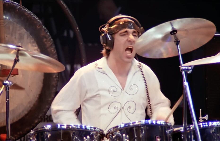 Marcou época no The Who, nas décadas de 60 e 70. Moon se destacava com seu estilo de bateria dramático e cheio de suspense. Ganhou prestígio pelo jeito inovador e exuberante, além do comportamento excêntrico.