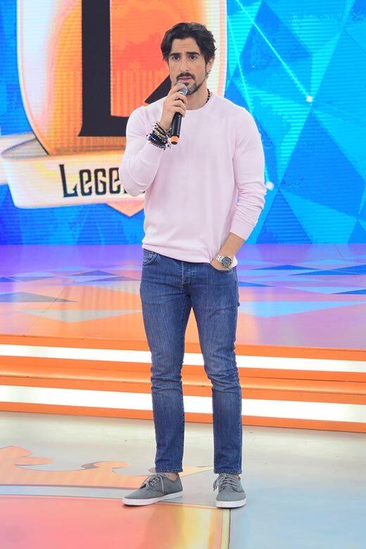 Marcos Mion ficou LINDO ao usar um rosa clarinho


+ Lá vem! Dupla Cacio e Marcos aponta o que gosta e o que não gosta no outro

+ Juju Salimeni faz número de contorcionismo impressionante no Legendários deste sábado (11)

+ Milene Domingues fala da relação com o filho: “Ciúmes de mãe”
