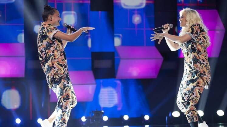 Quem disse que não teve música do Art Popular? As amigas do Gandaia Duo interpretaram a canção Fricote e deixaram os jurados em clima de romance com a apresentação. Foi pura diversão! 