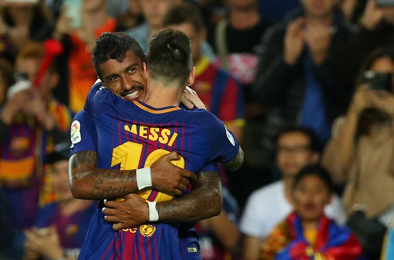 Paulinho e Messi mostraram bom entrosamento