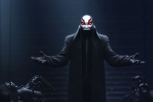 Juntos, eles vão combater Yokai, um mascarado que está louco para se apoderar de uma das maiores invenções de Hiro Hamadas, os microbots. Trata-se de um tipo de "robô-inseto" que serve para criar grandes estruturas, mas também pode ser utilizado para fins menos nobres. Acontece que o vilão não sabe com quem se meteu...