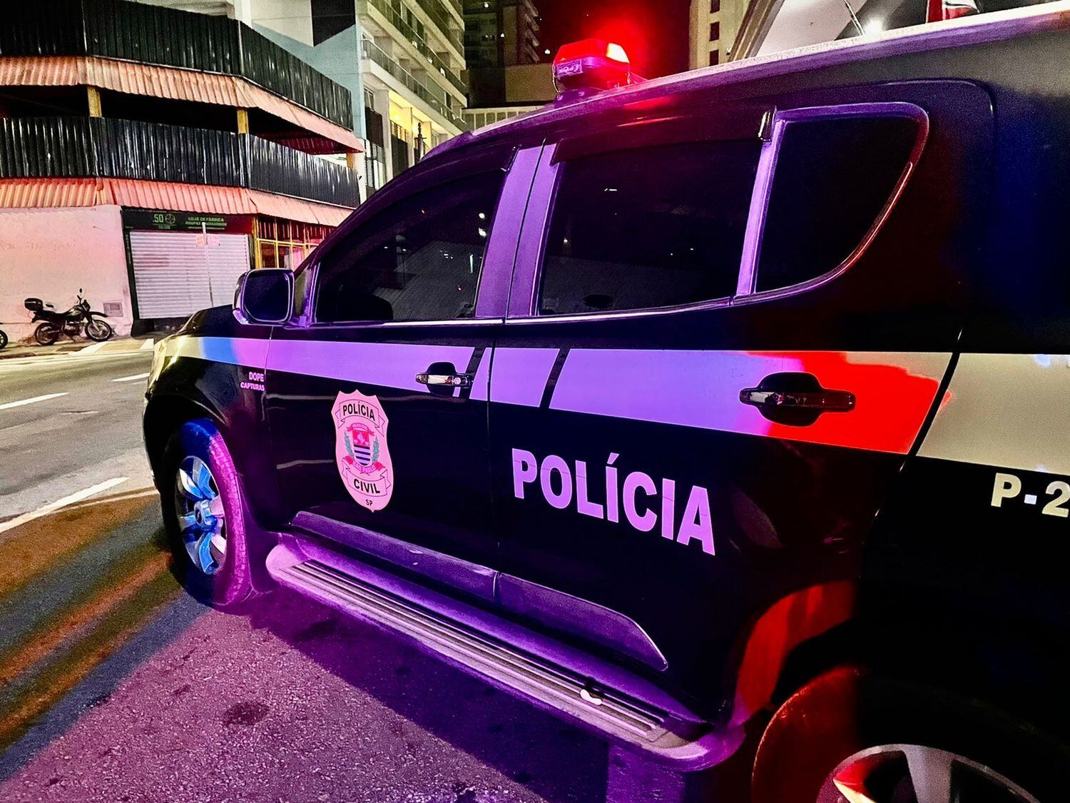 A Polícia Civil saiu para realizar as buscas pelos suspeitos na manhã desta quinta (2)