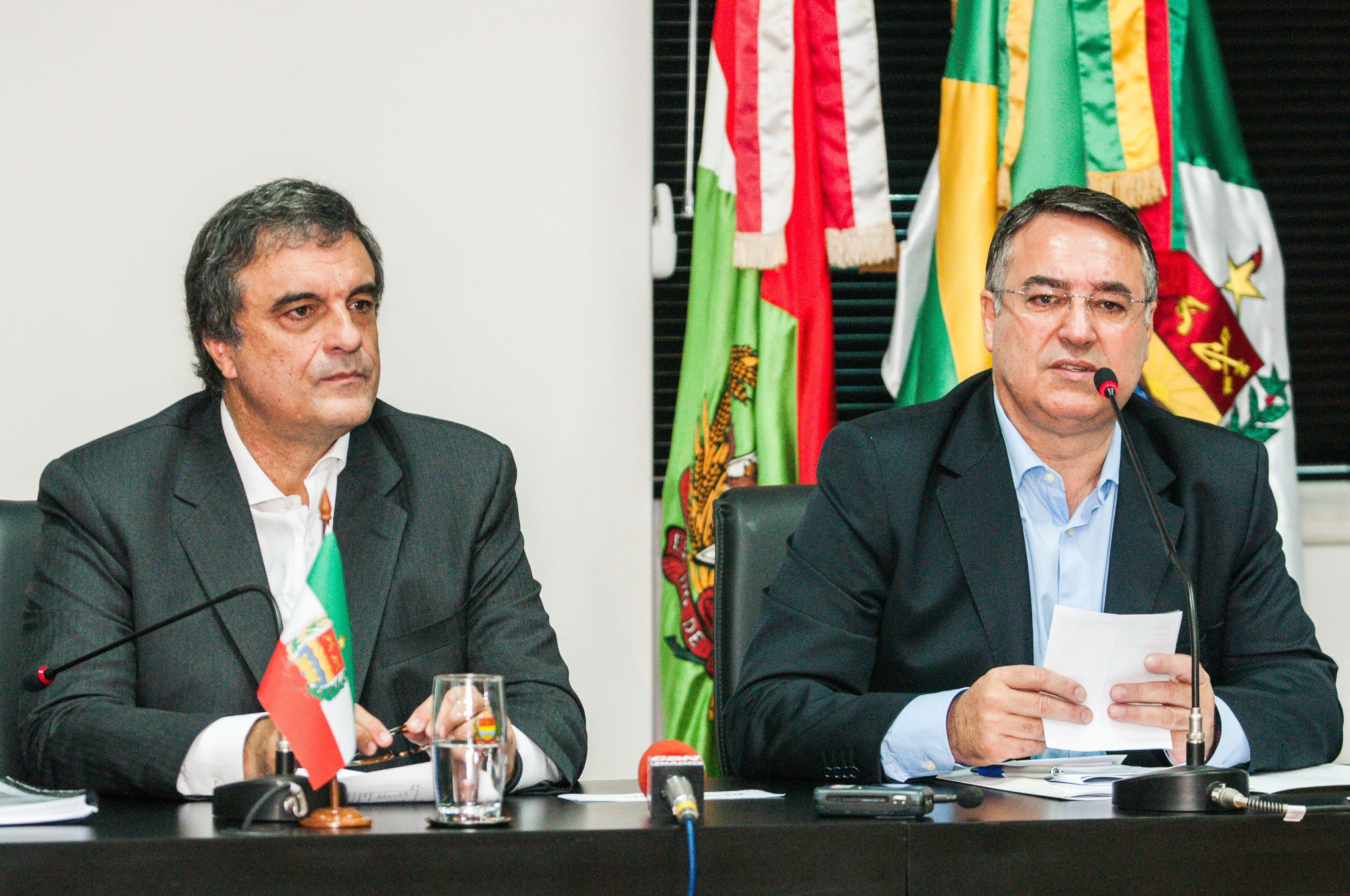 Polícia de Santa Catarina cumpre mandados de prisão em meio à onda de violência que atinge o Estado nos últimos dias