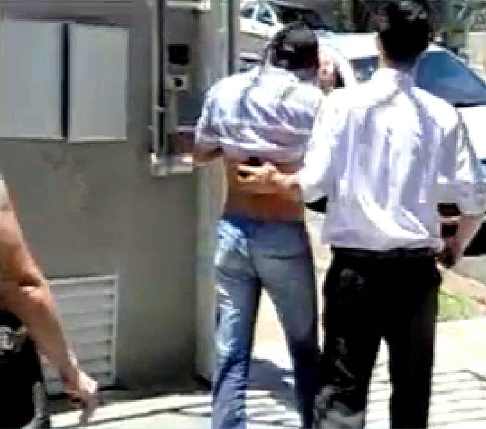 Bebida, pintura, lama e agressões: Trotes violentos ocorrem livremente antes das aulas