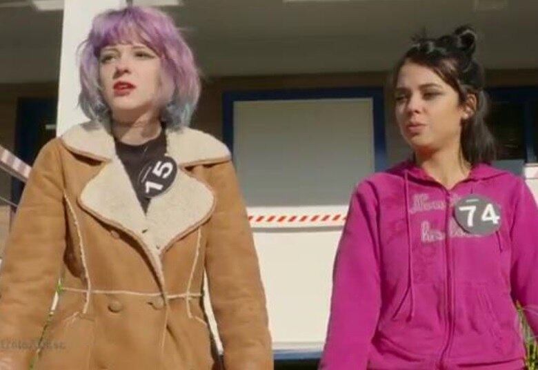 Já fora da casa, Gabrielle se sentiu aliviada.

— Ter ido embora, para mim, foi uma decisão que eu não me arrependi. Estou muito feliz, de coração. Eu me sinto livre... Eu respiro de novo