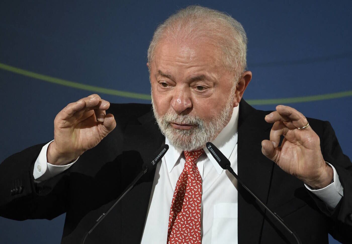 Luiz Inácio Lula da Silva declarou, em meados de abril, que os EUA incentivam a guerra na Ucrânia