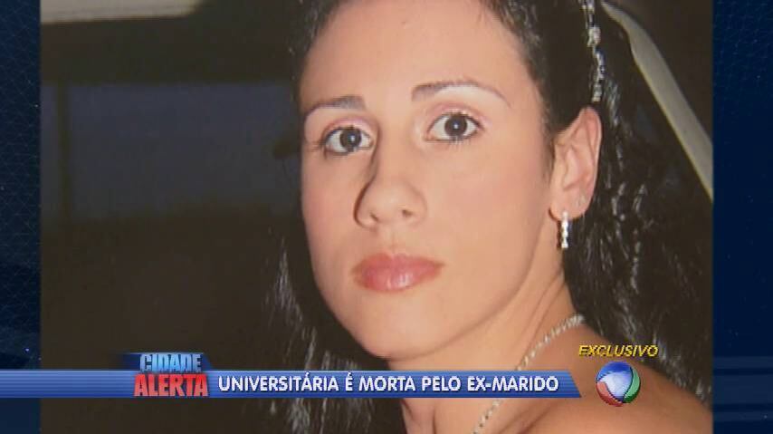 O celular e o aparelho de som do carro haviam sido levados. A princípio, acreditava-se que o caso se tratava de um latrocínio – roubo seguido de morte. Segundo a polícia, a jovem foi agredida antes de ser assassinada, pois ela estava cheia de hematomas e sem alguns dentes