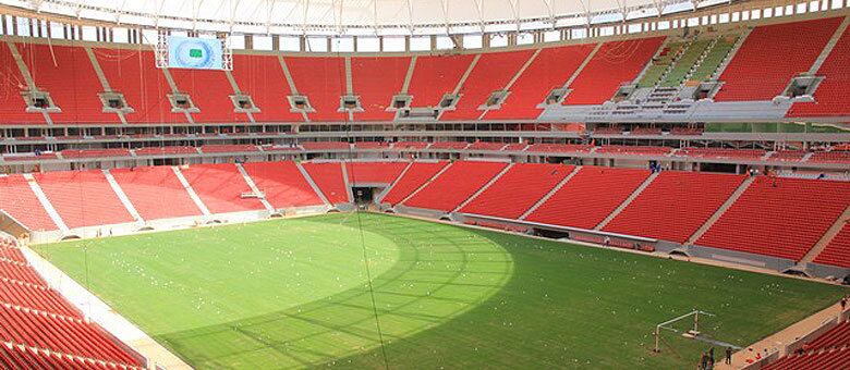 Estádio de Brasília recebe os últimos ajustes para ser inaugurado