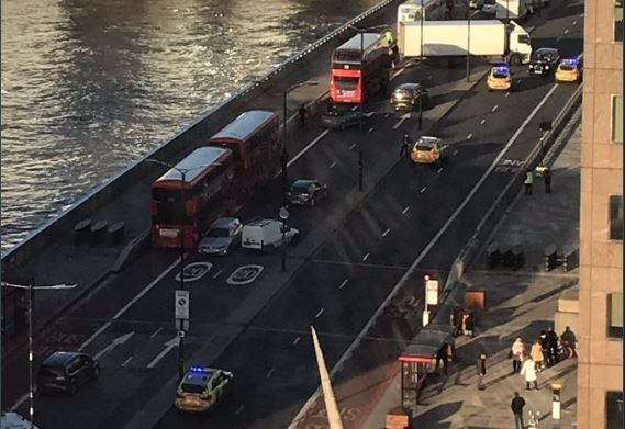 Ataque deixou dois mortos e três feridos em Londres