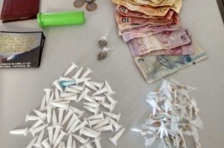 Materiais apreendidos pela polícia