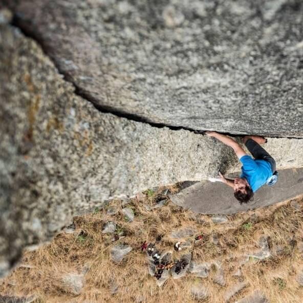 Alex Honnold é um desses malucos que vive nas alturas
