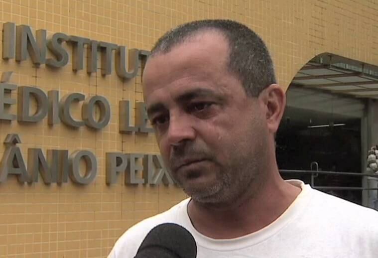 Gilberto Muniz de Andrade, cunhado da vítima, afirma ter
visto o suspeito deixar o local do crime.
— Eu o vi querendo sair do local. Quando ele me viu, não permitiu que eu me
aproximasse. Me afastei porque não sabia se ele ia usar a arma contra mim