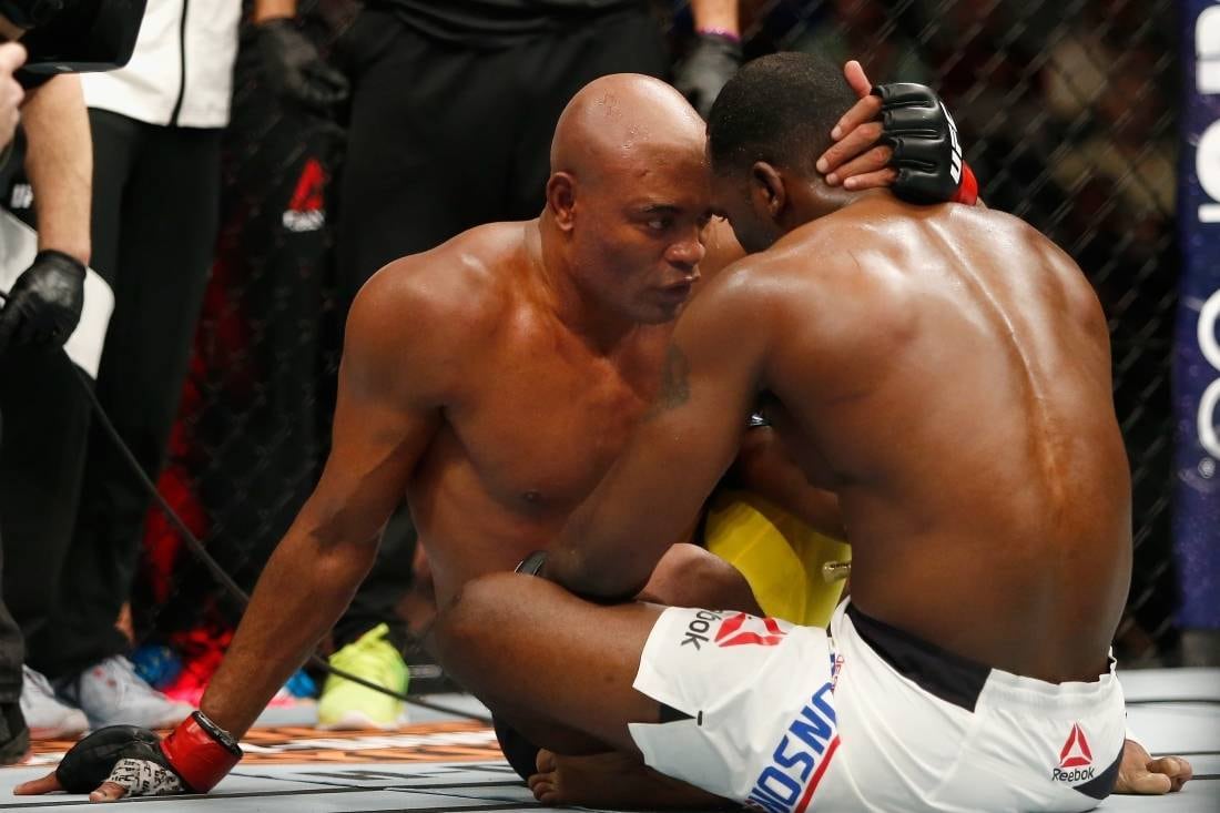 Adversários se cumprimentaram ao final do combate