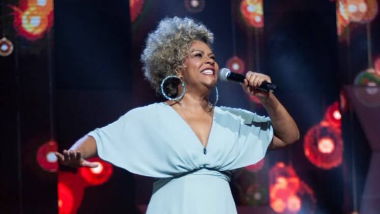 O clássico da música brasileira Escrito nas Estrelas foi interpretado na voz de Anamara. A competidora fez uma linda apresentação e homenageou Tetê Espíndola. Ela levantou 67 jurados