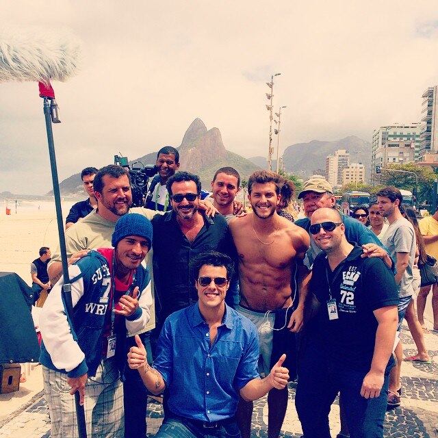 O ator também está gravando bastante. Ele está em Império, mesma novela de Marina