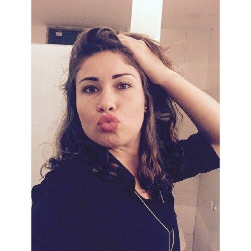 A gari gata afirma que, quando bate aquela fome, não tem frescura e come o que tiver vontade para depois “gastar tudo” na academia.

— Como de tudo, não consigo fazer dieta. Amo tomar
refrigerante. Depois eu faço exercícios e tudo bem [risos]